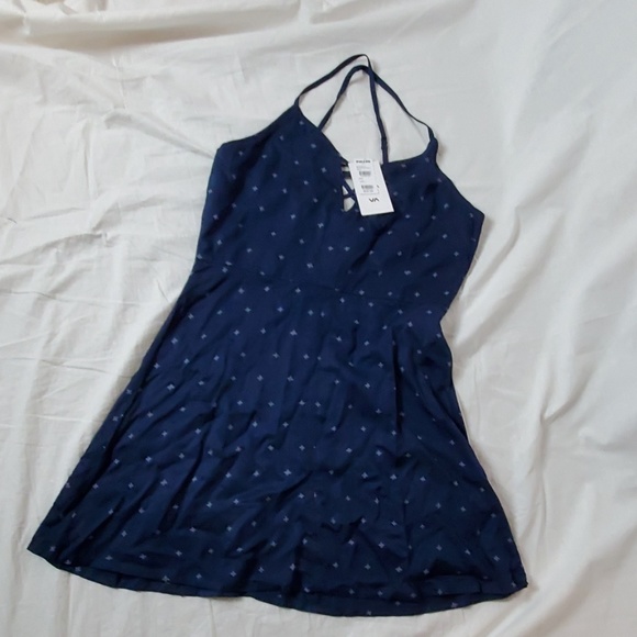 RVCA Dresses & Skirts - RVCA Dress NWT